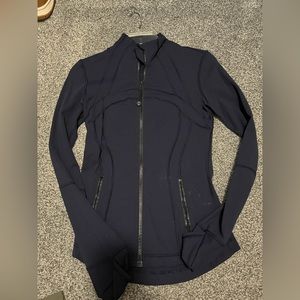 Lululemon define jacket size 4